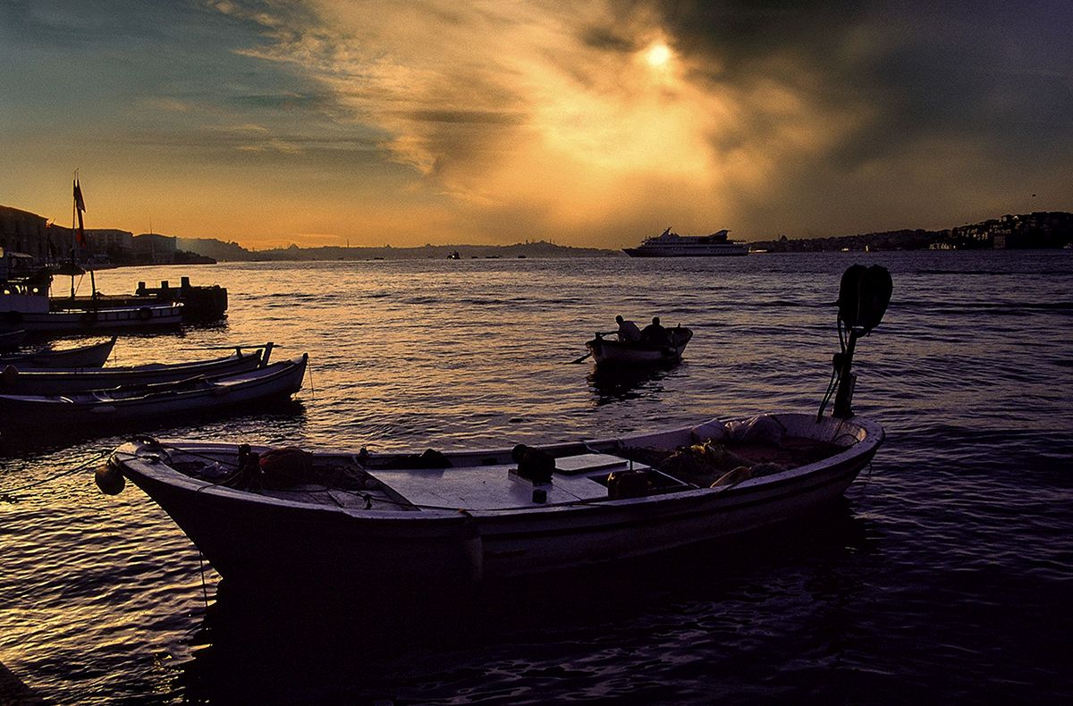 Boats and sunset - K.Uğur Varlı